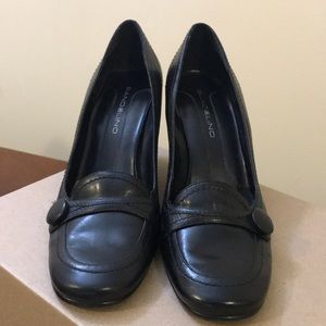 Black Bandolino Leather Wedges (7.5)